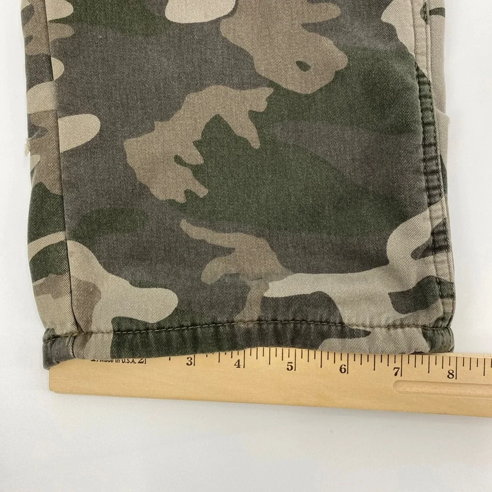 Wrangler‎ Cargo Pants Mens Tag 32x32 Fits 33x29 Camo Fleece Lined Relaxed Rugged